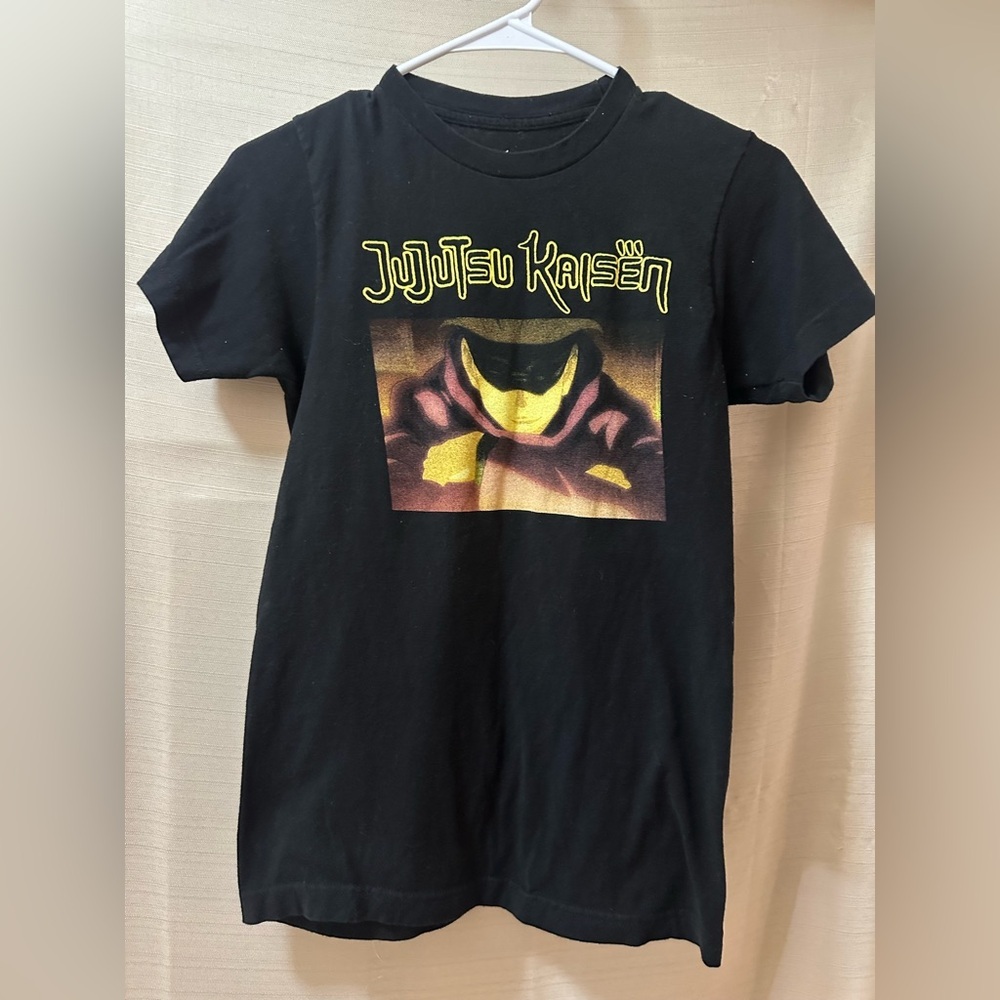 Women’s Jujutsu Kaisen Crunchyroll Graphic Tee Size Small Anime Black Cotton